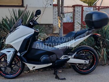 Honda Integra 750 nc