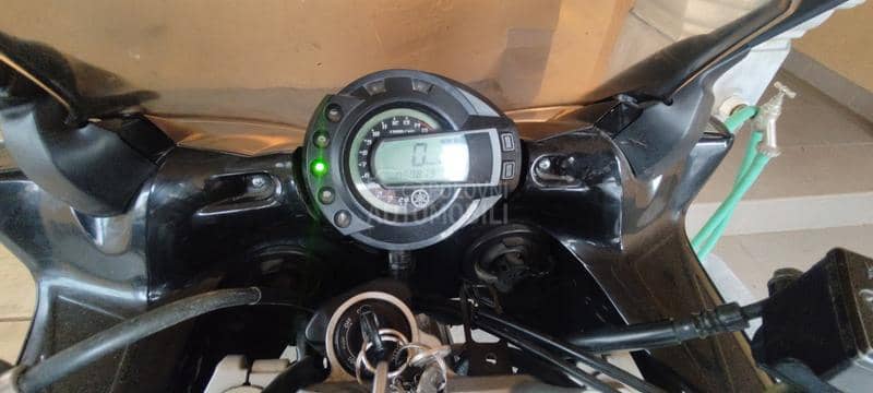 Yamaha Fazer 600