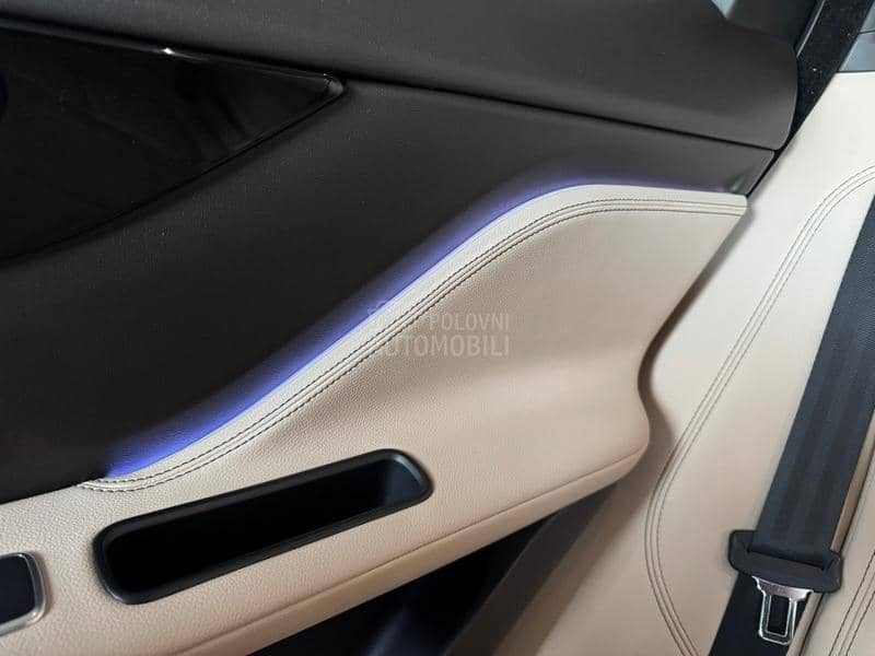 Jaguar F pace 2.0d virtual