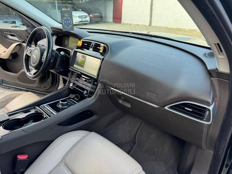 Jaguar F pace 2.0d virtual