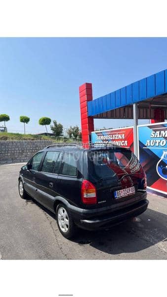 Opel Zafira 
