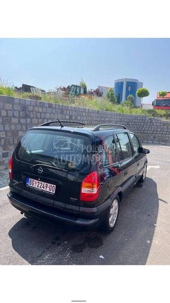 Opel Zafira 