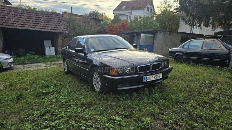 BMW 740 