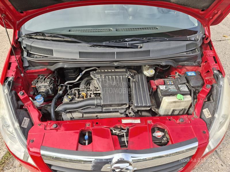Opel Agila 1,2 B