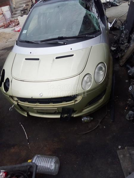 Smart ForFour 2005. god. -  kompletan auto u delovima