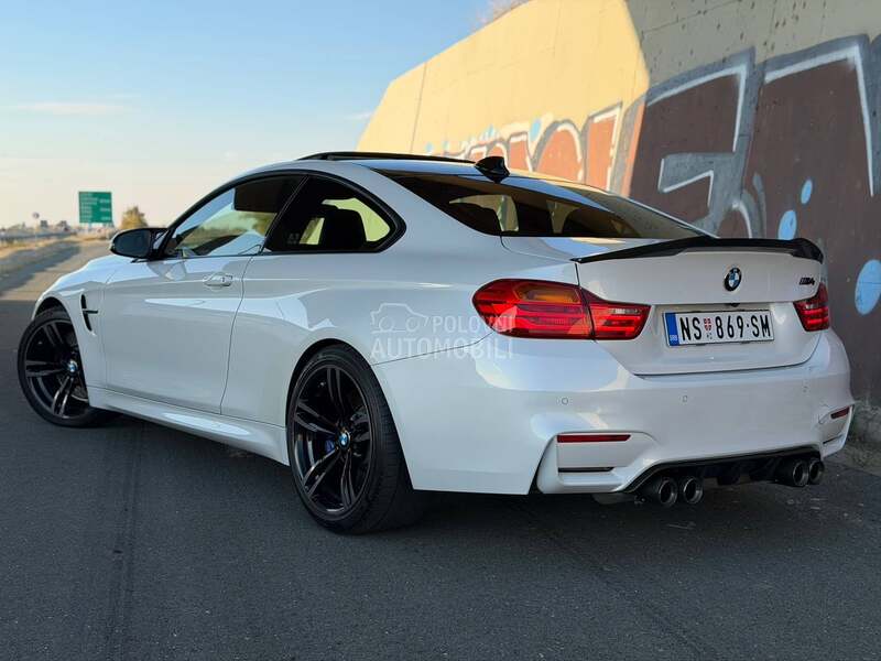 BMW M4 