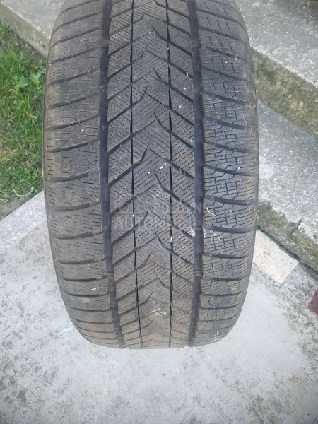 ROCKBLADE 275/45 R20 Zimska