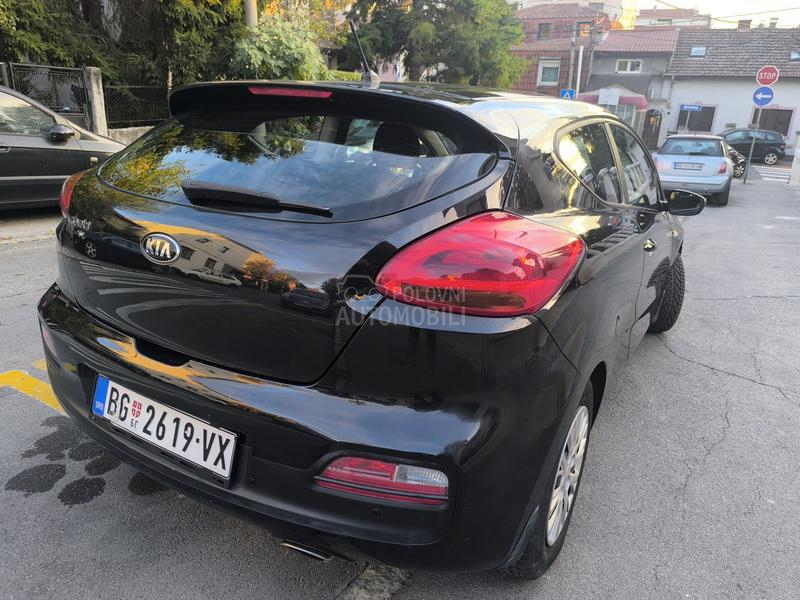 Kia pro_cee`d 