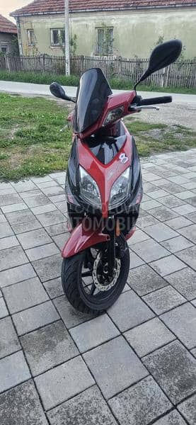 Kymco super 8