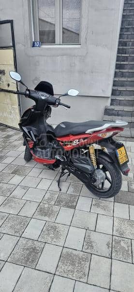Kymco super 8