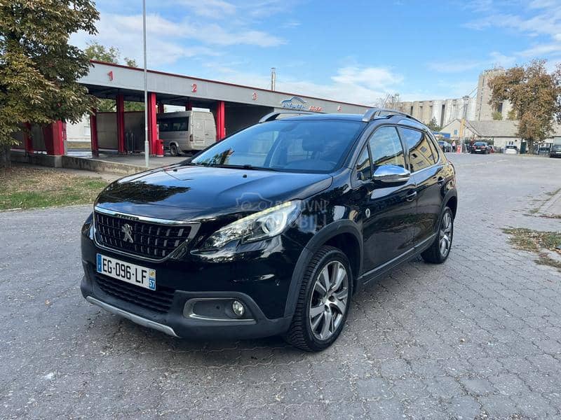 Peugeot 2008 CROSS/PAN