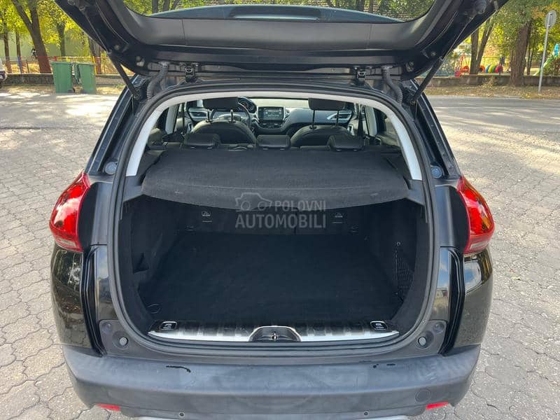 Peugeot 2008 CROSS/PAN