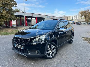 Peugeot 2008 CROSS/PAN