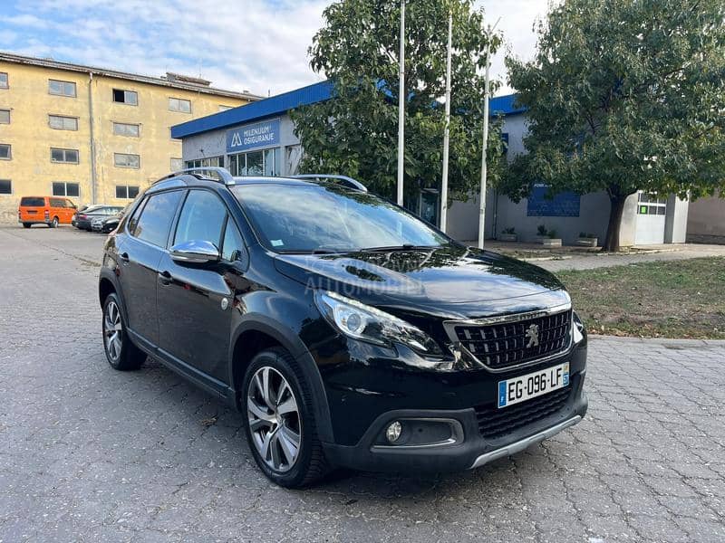 Peugeot 2008 CROSS/PAN