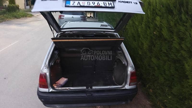 Opel Kadett E CC