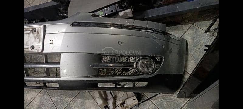 prednji branik sa maglenkama