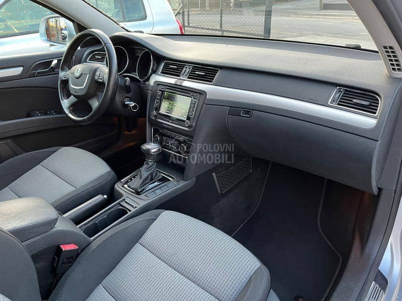 Škoda Superb 