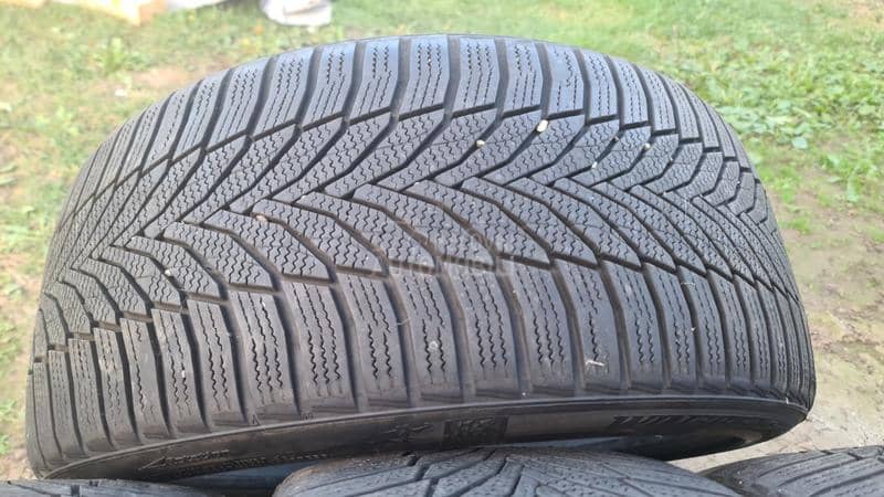 Nexen 235/40 R18 Zimska