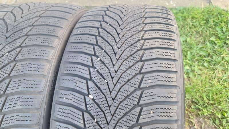 Nexen 235/40 R18 Zimska