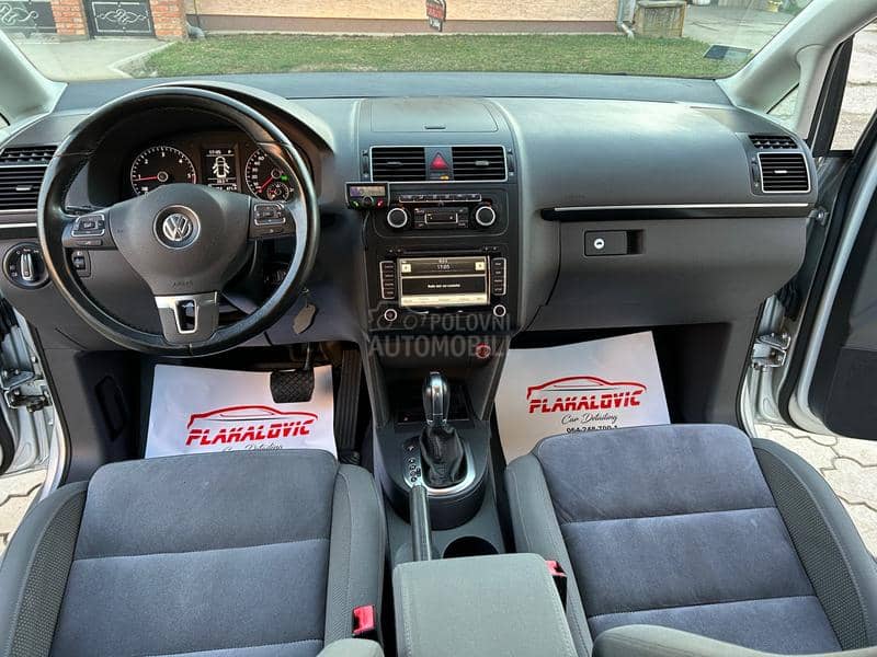 Volkswagen Touran 1.6 TDI /AUT/ F1