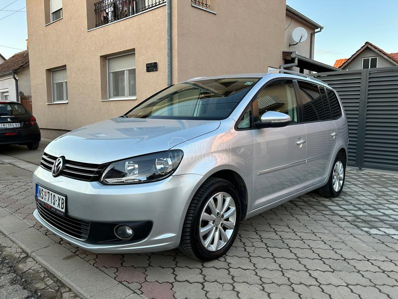 Volkswagen Touran 1.6 TDI /AUT/ F1