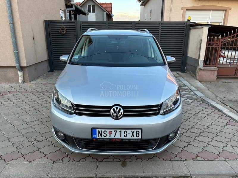Volkswagen Touran 1.6 TDI /AUT/ F1