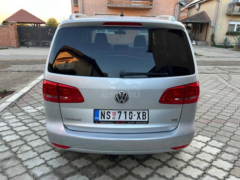 Volkswagen Touran 1.6 TDI /AUT/ F1
