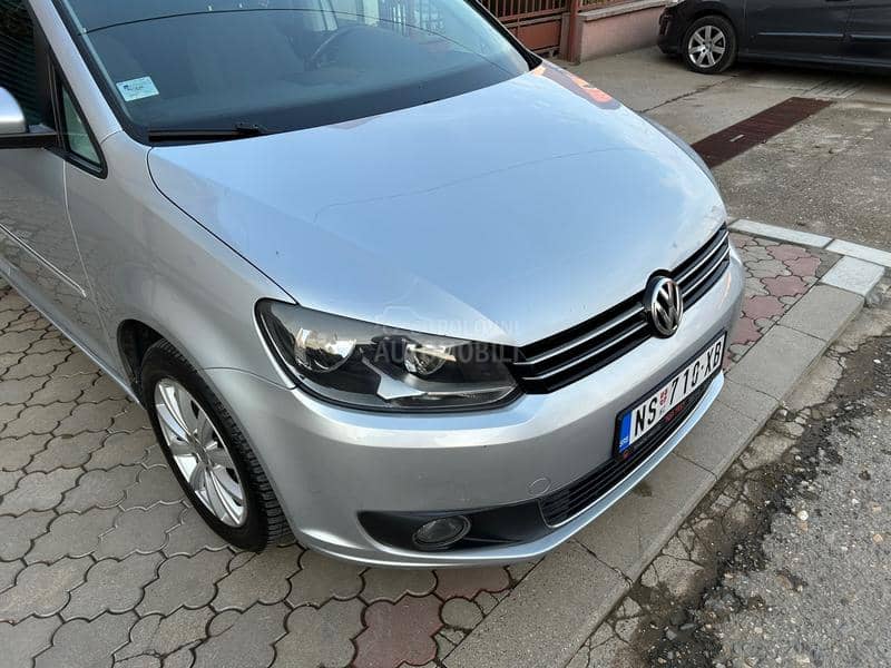 Volkswagen Touran 1.6 TDI /AUT/ F1