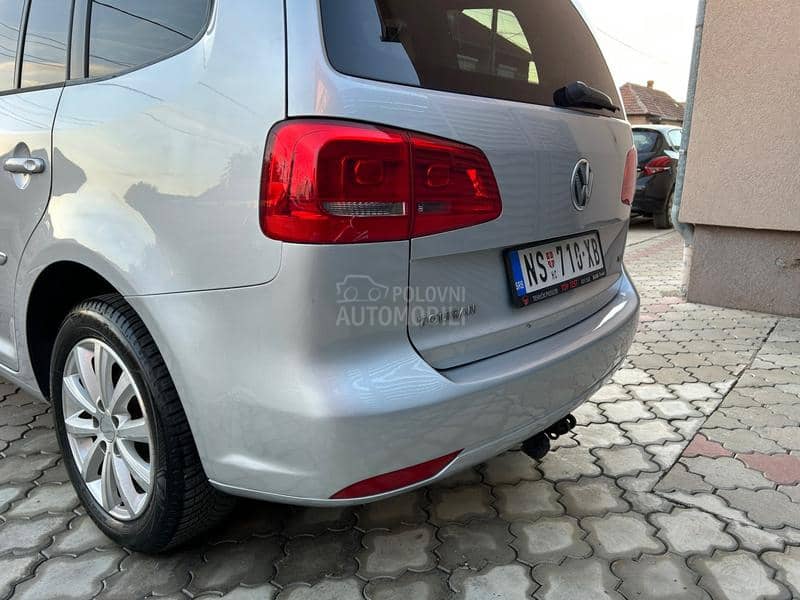 Volkswagen Touran 1.6 TDI /AUT/ F1