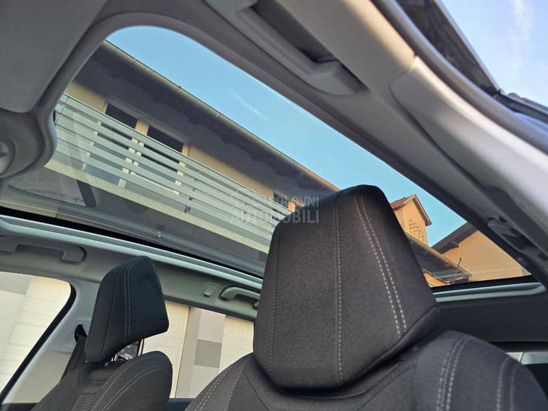 Peugeot 308 1.6 e-HDI/PAN/F-ULL/