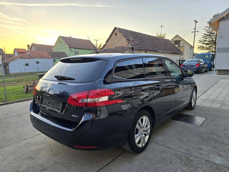 Peugeot 308 1.6 e-HDI/PAN/F-ULL/