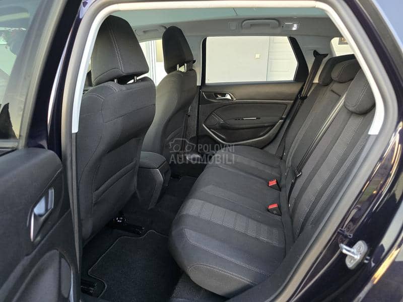 Peugeot 308 1.6 e-HDI/PAN/F-ULL/