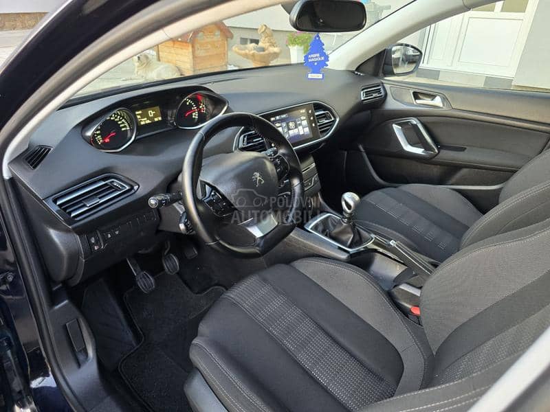 Peugeot 308 1.6 e-HDI/PAN/F-ULL/