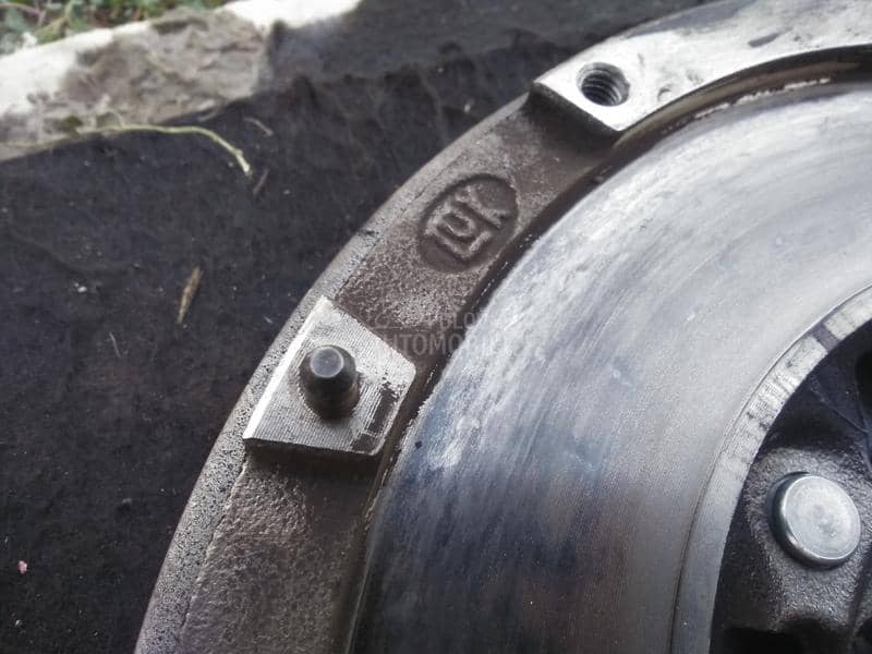 Plivajuci zamajac 1.7 CDTI 5 b