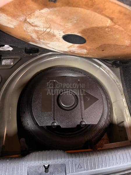 Volkswagen Polo 1.4FAMILIY KAONOV