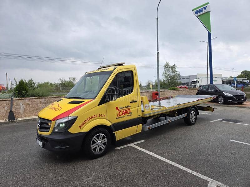 Mercedes Benz Sprinter