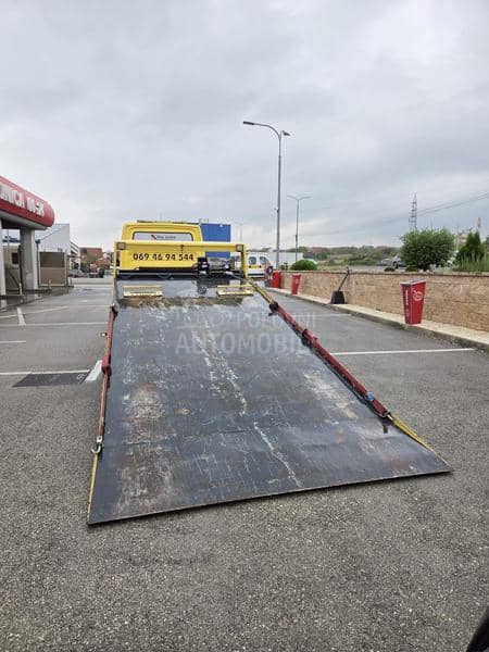 Mercedes Benz Sprinter