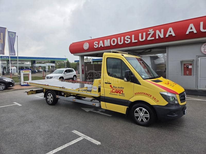 Mercedes Benz Sprinter