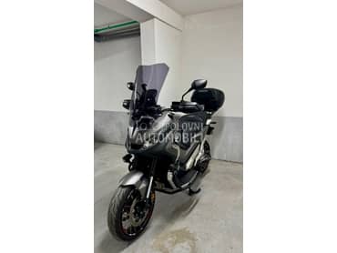 Honda xadv x adv 750