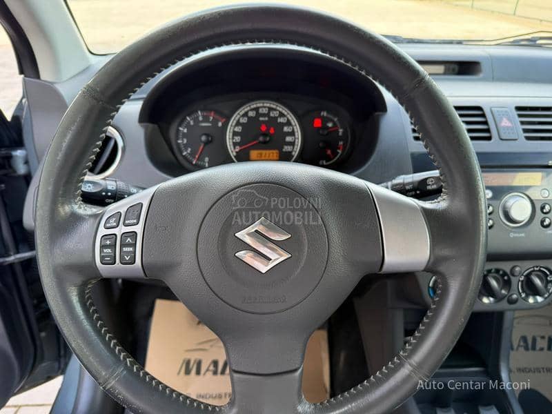 Suzuki Swift 1.3b  4x4 CH