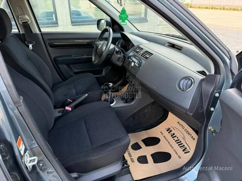 Suzuki Swift 1.3b  4x4 CH