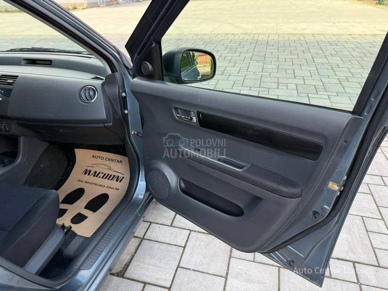 Suzuki Swift 1.3b  4x4 CH