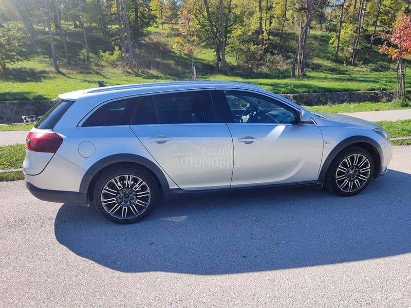 Opel Insignia Country 4x4