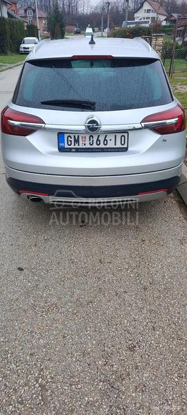 Opel Insignia Country 4x4