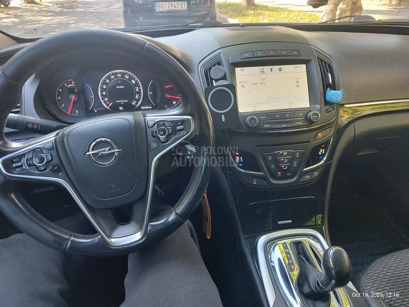 Opel Insignia Country 4x4