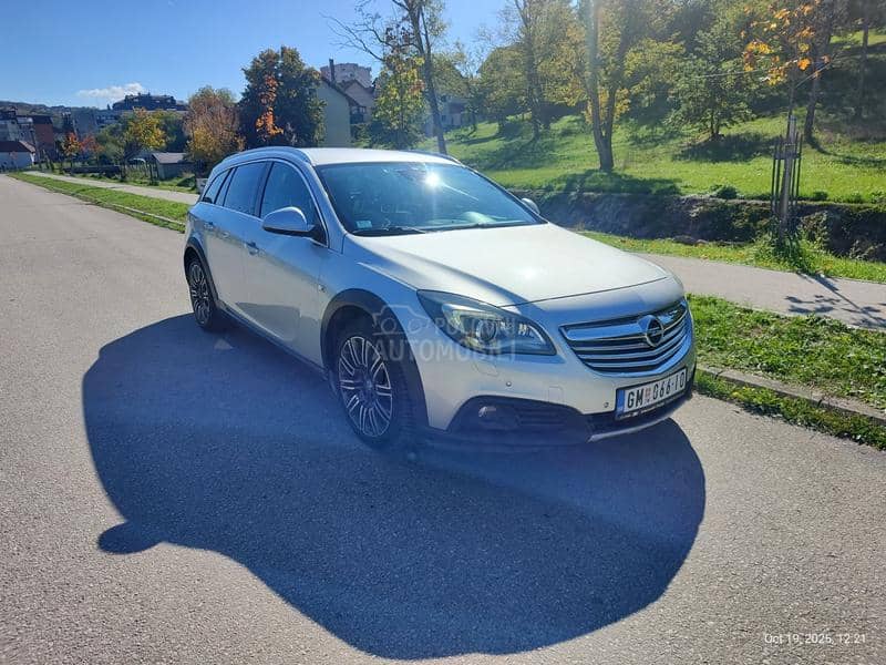 Opel Insignia Country 4x4