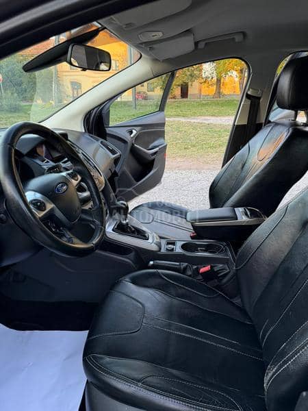 Ford Focus 1.6TDCi/NAVY/0DLICAN