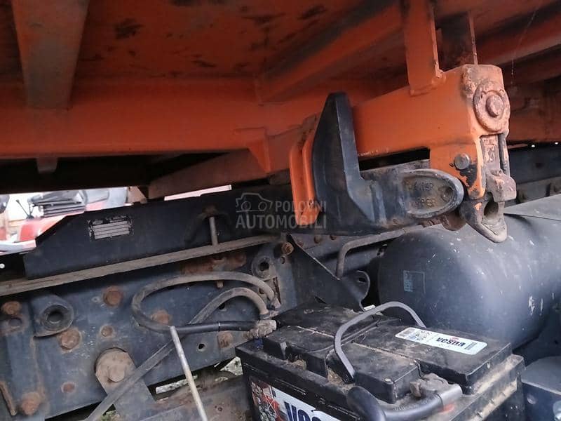 Mercedes Benz 815 Fabrički Kiper