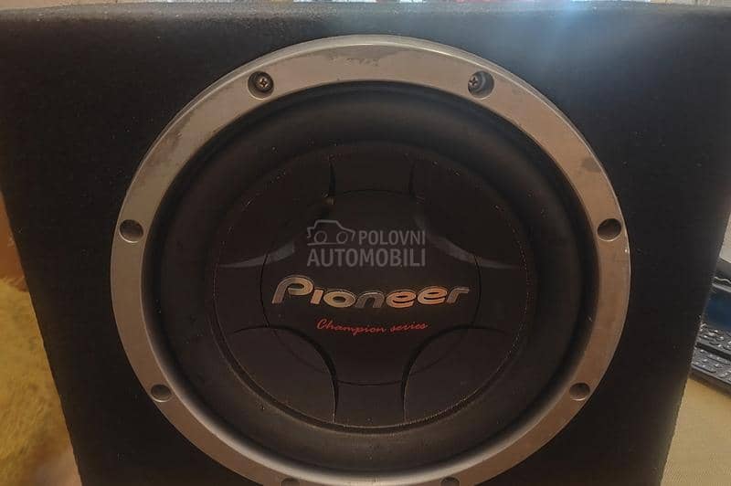 Pioneer woofer 12 inca