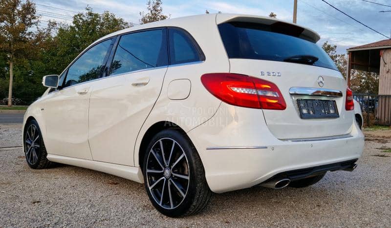 Mercedes Benz B 200 PREMIUM SPORT